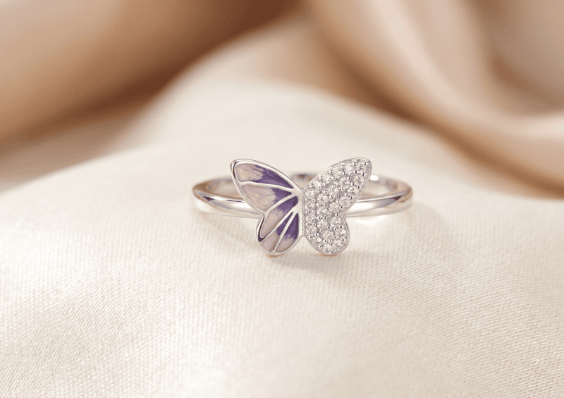 925 Sterling Silver Fluttering Radiance Ring