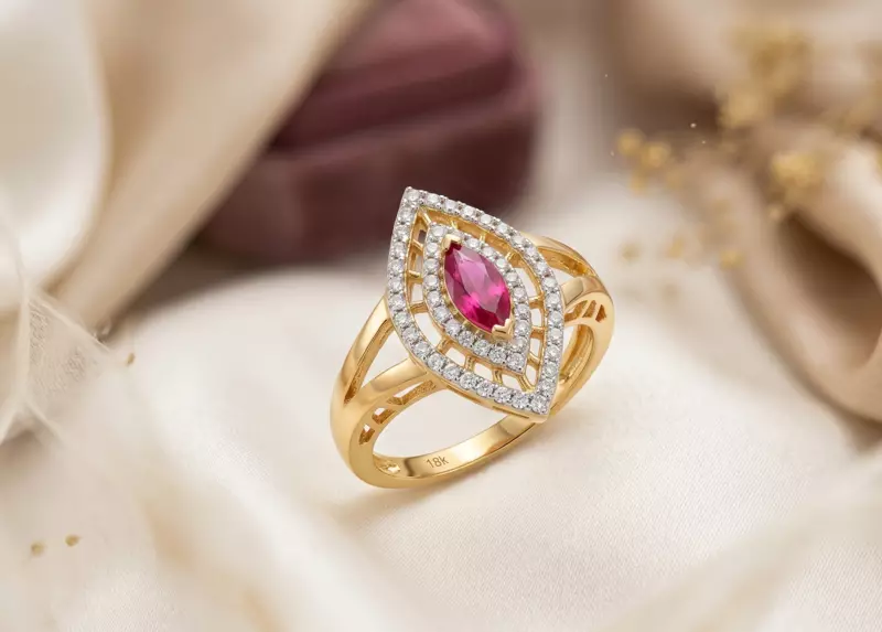 18 kt Gold Empress Marquise Ruby Ring