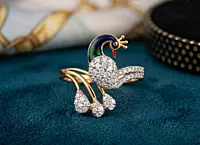 18 kt Gold Imperial Peacock Pavé Ring