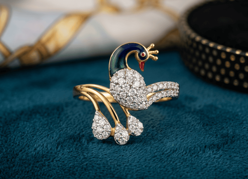18 kt Gold Imperial Peacock Pavé Ring