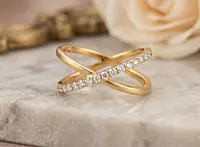 18 kt Gold Ethereal Cross Ring