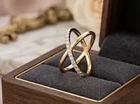 18 kt Gold Ethereal Cross Ring