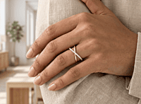 18 kt Gold Ethereal Cross Ring