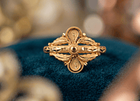 18 kt Gold Laurel Ornate Vintage Ring