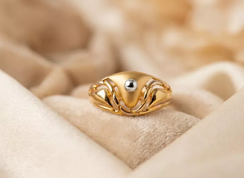 18 kt Gold Dual-Tone Modern Zenith Ring