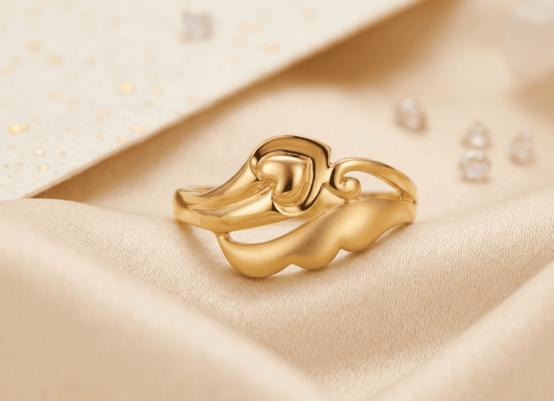 18 kt Gold Heart's Rhythm Bypass Ring