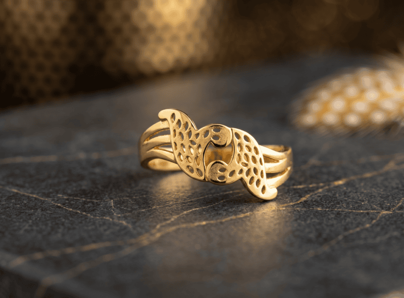 18 kt Gold Ethereal Wing Bypass Ring