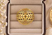 18 kt Gold Swarna Mandala Ring