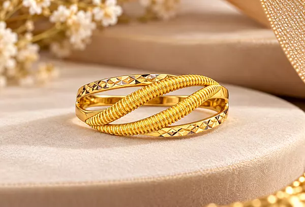 18 kt Gold Helix Radiance Ring
