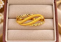 18 kt Gold Helix Radiance Ring
