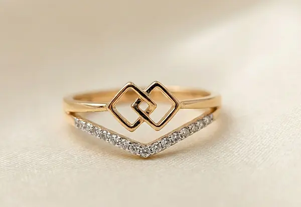 18 kt rose gold arch ring