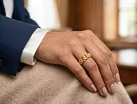 18 kt Gold Textured Cuban Link Band For Her