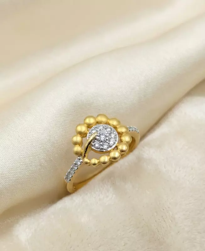 18 kt gold balls ring