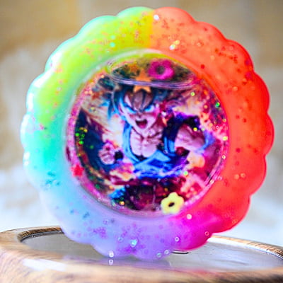 ROUND ANIME PHOTO KEYCHAIN