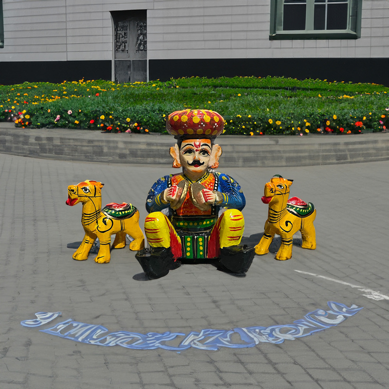 Royal Procession Wooden Figurine (Bawla) 5 Set