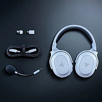 Razer Barracuda X Chroma RGB Wireless White Gaming Headset – 40mm Drivers | 7.1 Surround Sound