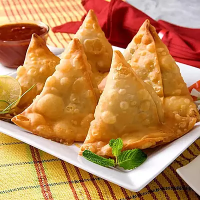 Punjabi Samosa (70GM)