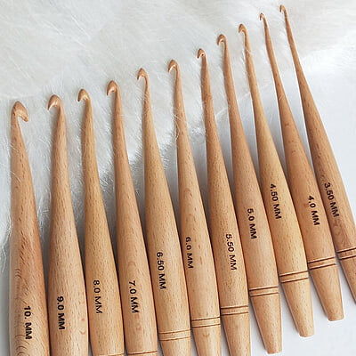 Wooden Crochet Hooks Modal 106 Set of 11 Wooden Crochet Hooks Modal 106 Set of 11