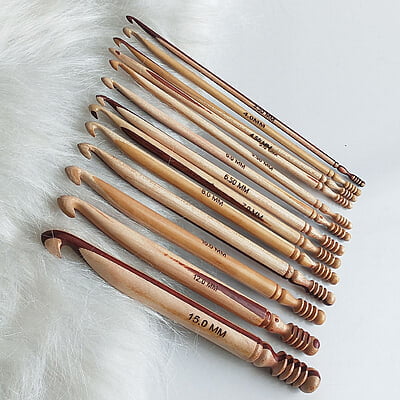 Wooden Crochet Hooks  Modal 105 Set of 13