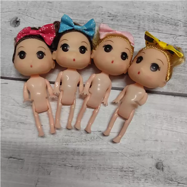 Sitting Doll(Pack of 1)