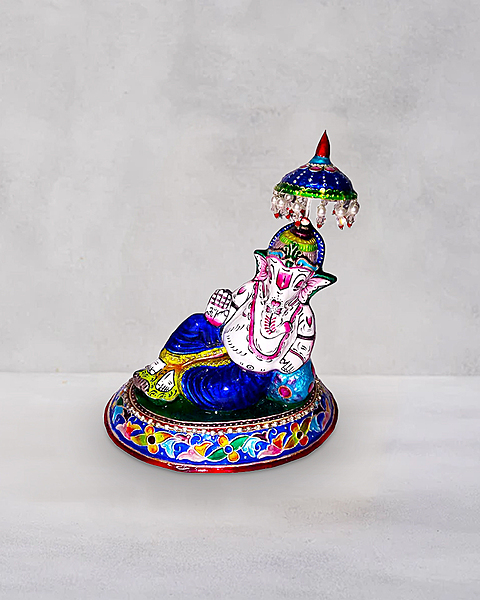 Sleeping Ganesha with Gulabi Meenakari