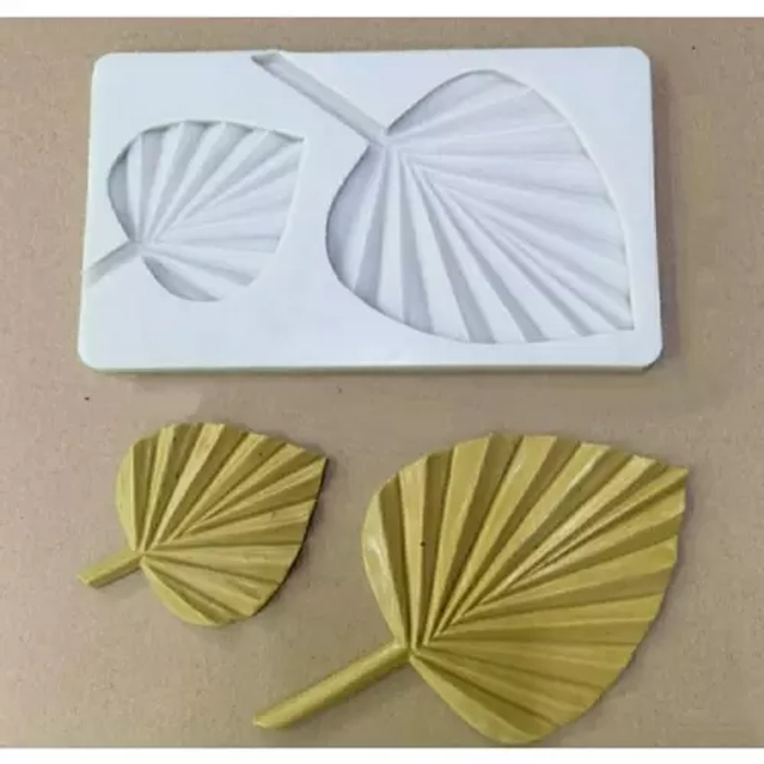 Garnishing mould palm leaf