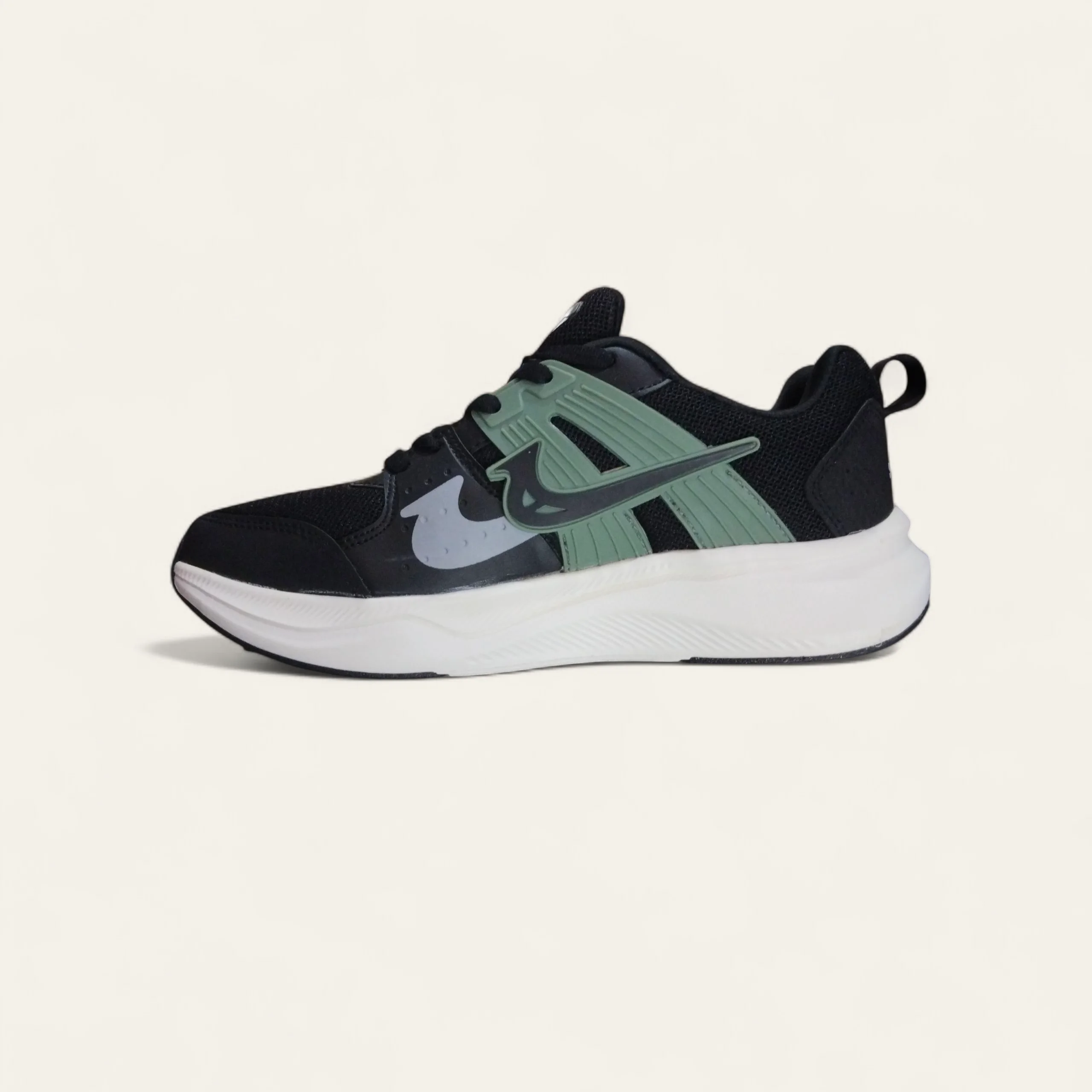 Speed Soldier Black/Pista - Men's Sports Shoes