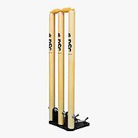 CRICKET ACCESSORIES DSC SPRING STUMP SET OF 3 WITH IRON BASE CRICKET ACCESSORIES DSC SPRING STUMP SET OF 3 WITH IRON BASE