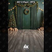 Green Christmas Indoor - Portrait