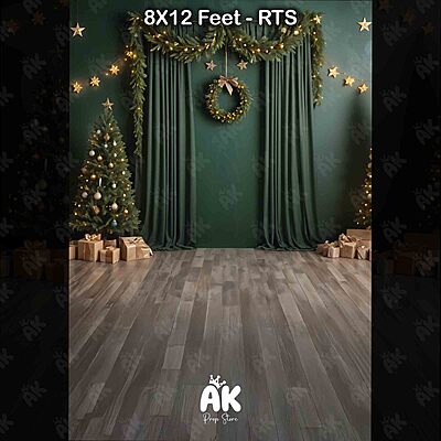 Green Christmas Indoor - Portrait Green Christmas Indoor - Portrait