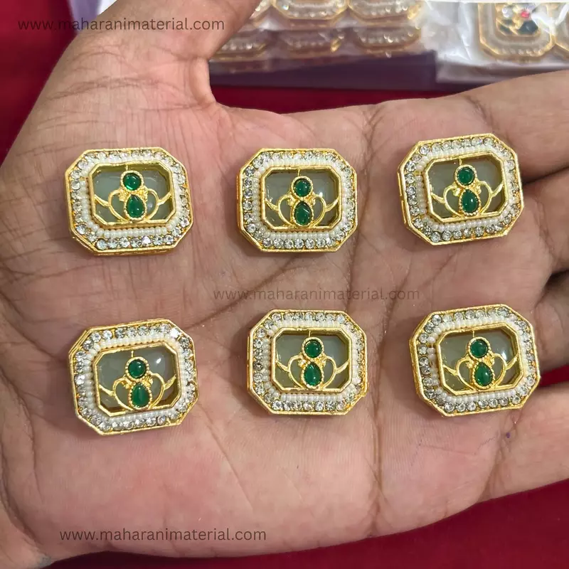 Premium Kundan Square PK02
