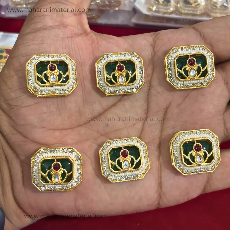 Premium Kundan Square PK02