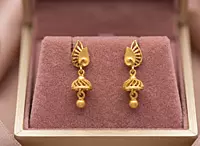 18 kt Gold Aura Leaf Filigree Jhumki