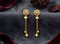 18 kt Gold Twinkling Blossom Ear Danglers
