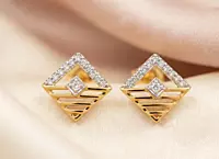 18 kt Gold Vesper Chevron Prism Studs