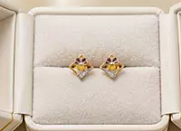 18 kt Gold Enchanted Blossom Rhombus Studs