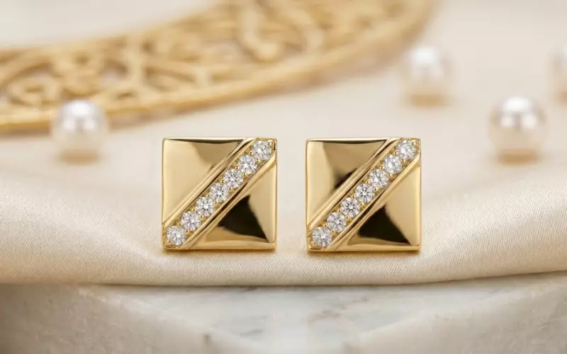18 kt Golf Aura Liquid Meridian Studs