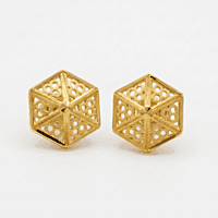 18 kt gold pyramid stud earrings
