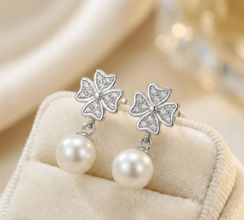 925 Silver Sparkling Clover Pearl Drops