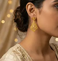 18 kt gold triangle drop earrings