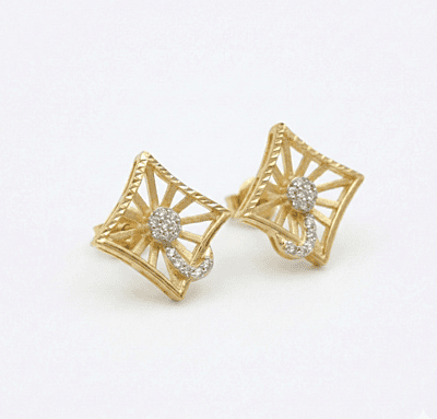 18 kt gold square earrings