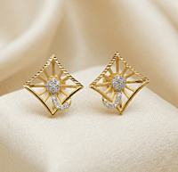 18 kt gold square earrings