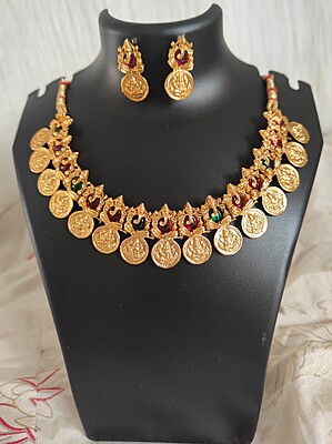 Lakshmi coin with Ganesha design Choker Lakshmi coin with Ganesha design Choker