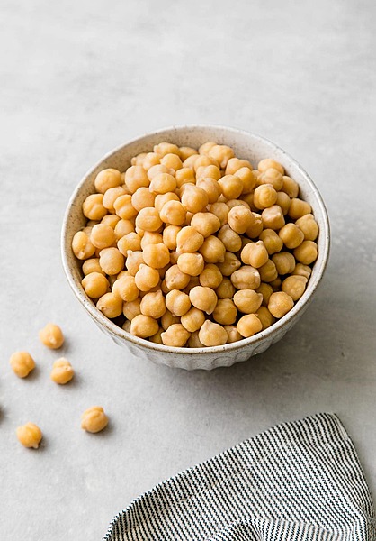 White chana chickpeas (vellai sundal)