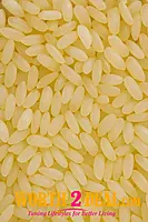 Close-up of Worth2Deal Kerala White Kuruva Sorted Rice grains