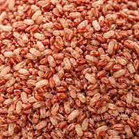 Texture view of organic Kerala red matta rice raw grains natural color variation