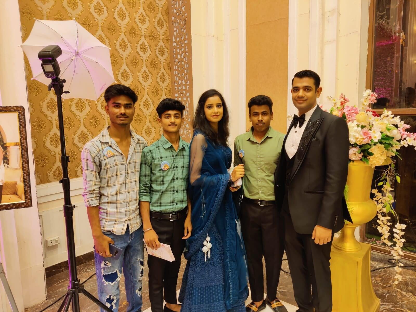 team Of Art Vatika Institute